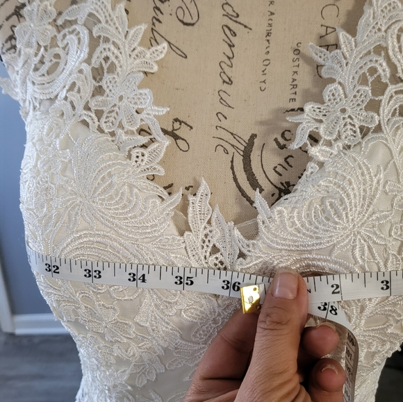 Prom-Formal Long Dress - Picture 13 of 15